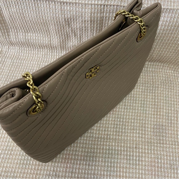 Tory Burch Tan Handbag - Picture 5 of 8